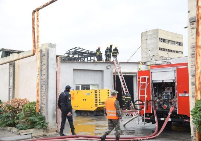 Пожар в торговом объекте в Баку потушен  Азербайджан Баку 14 октября 2022